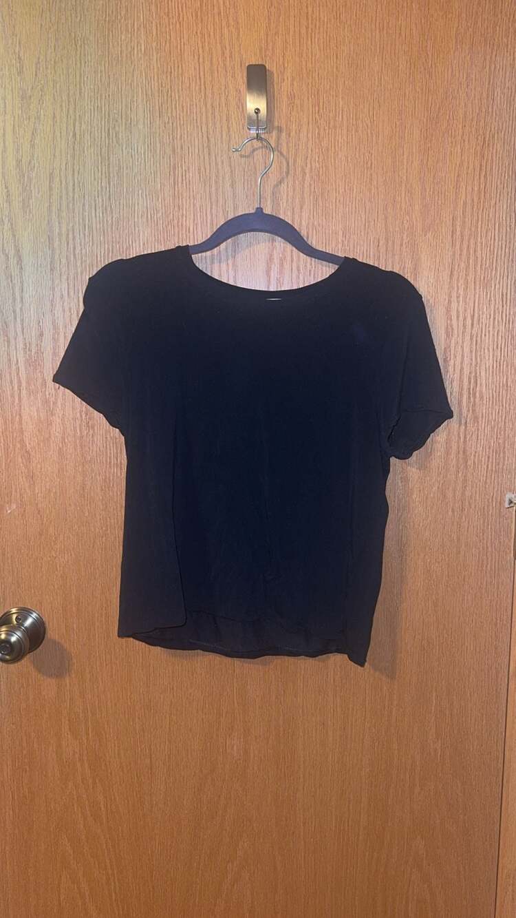 Babaton Black Everyday Crew Neck Short Sleeve T-Shirt Size Medium